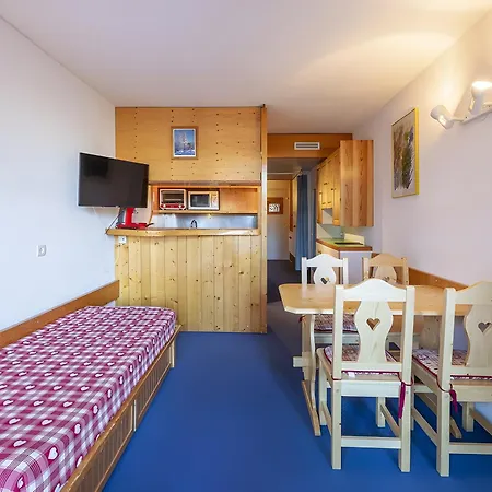 Beau Lauzieres 11 Arc Daire